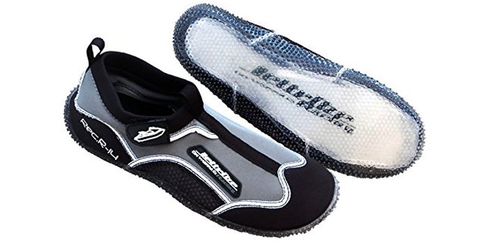best water shoes for jet skiing