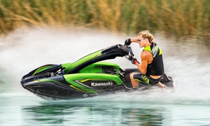 2019 Kawasaki SX-R vs. Yamaha SuperJet - Personal Watercraft