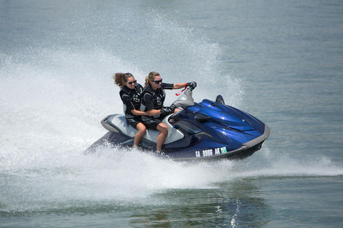 2014 Yamaha VX Deluxe Action 04